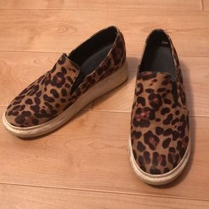 Platform cheetah shoes